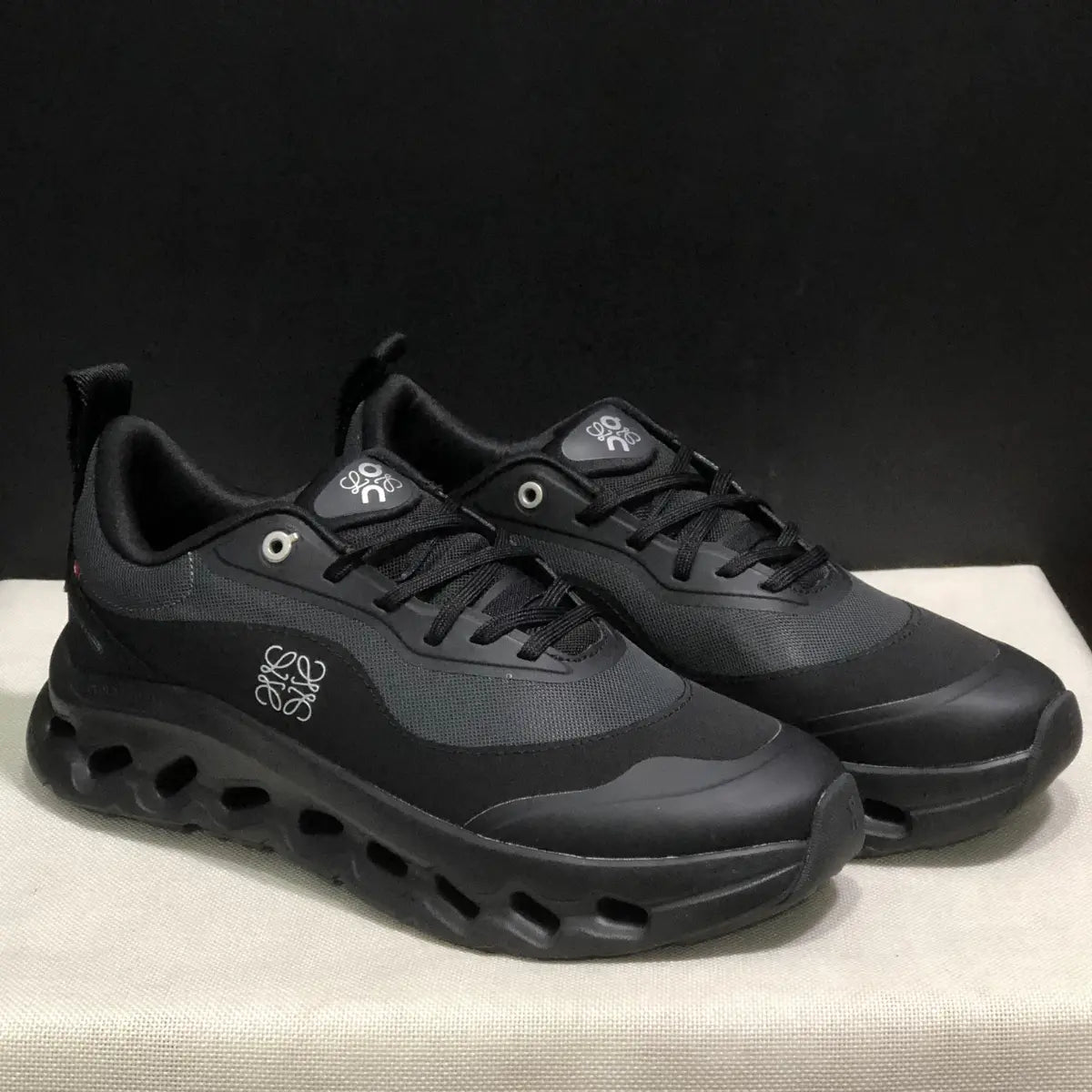 On Cloud × Loewe — Cloudtilt Black Ma boutique